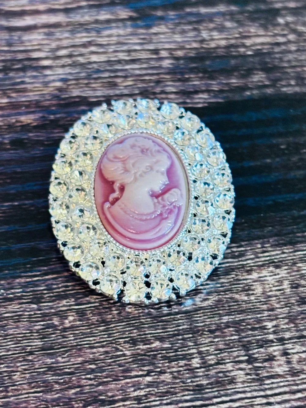 Pink Cameo and Crystal Oval Brooch — Women's Vintage-Inspired Jewelry
